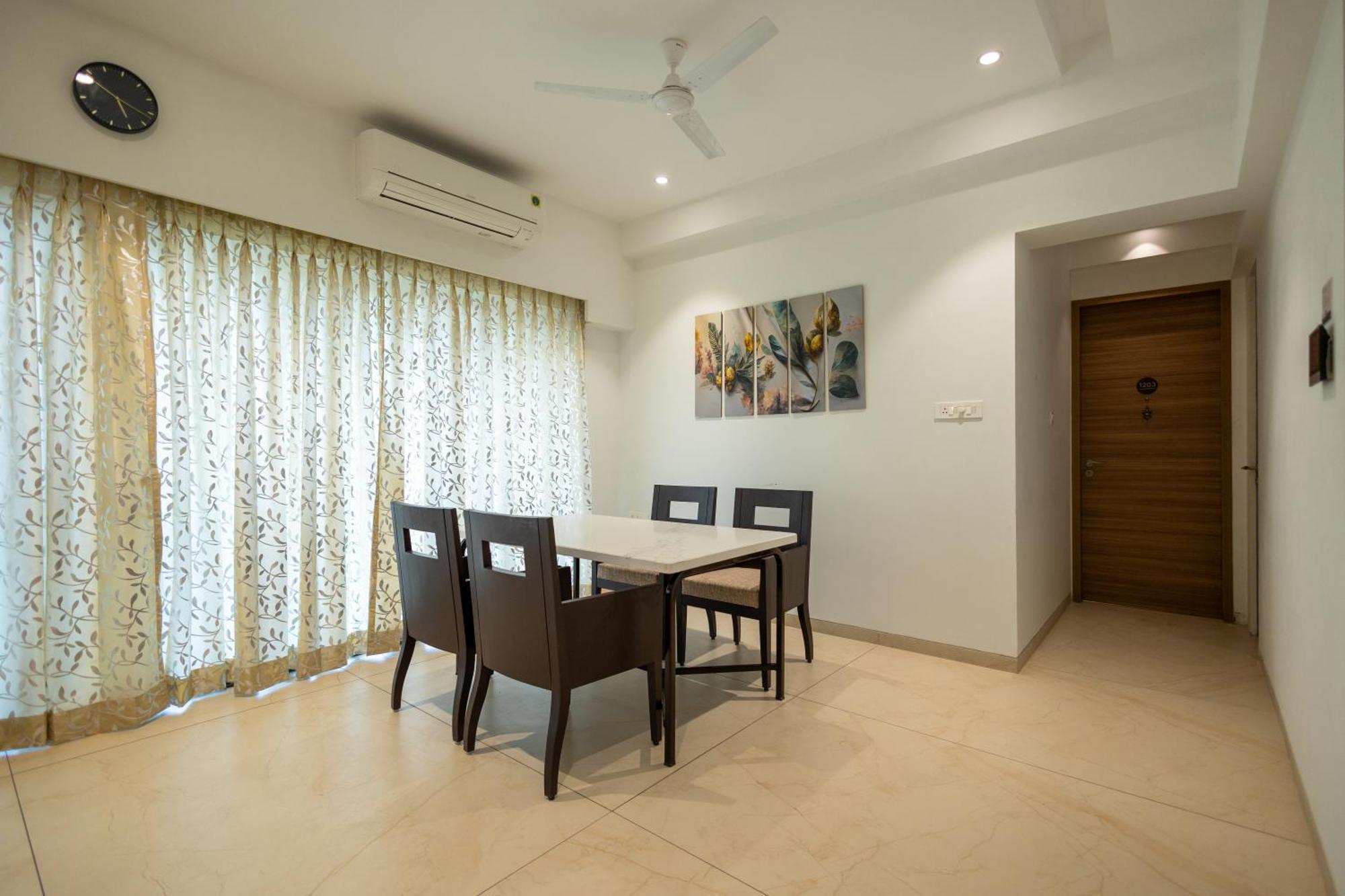 Freesia Residency By Express Inn - Нави Мумбай Екстериор снимка