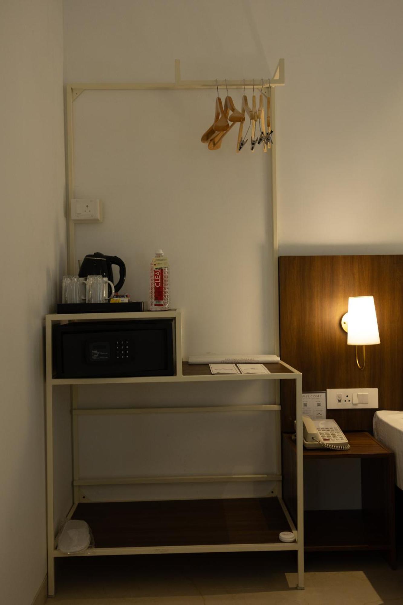 Freesia Residency By Express Inn - Нави Мумбай Екстериор снимка